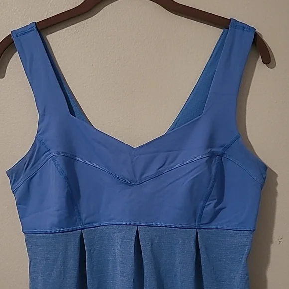Lululemon Run Tame Me Porcelain Blue Women's 8 Tank Top Yoga Exercise Jogging - Picture 3 of 12